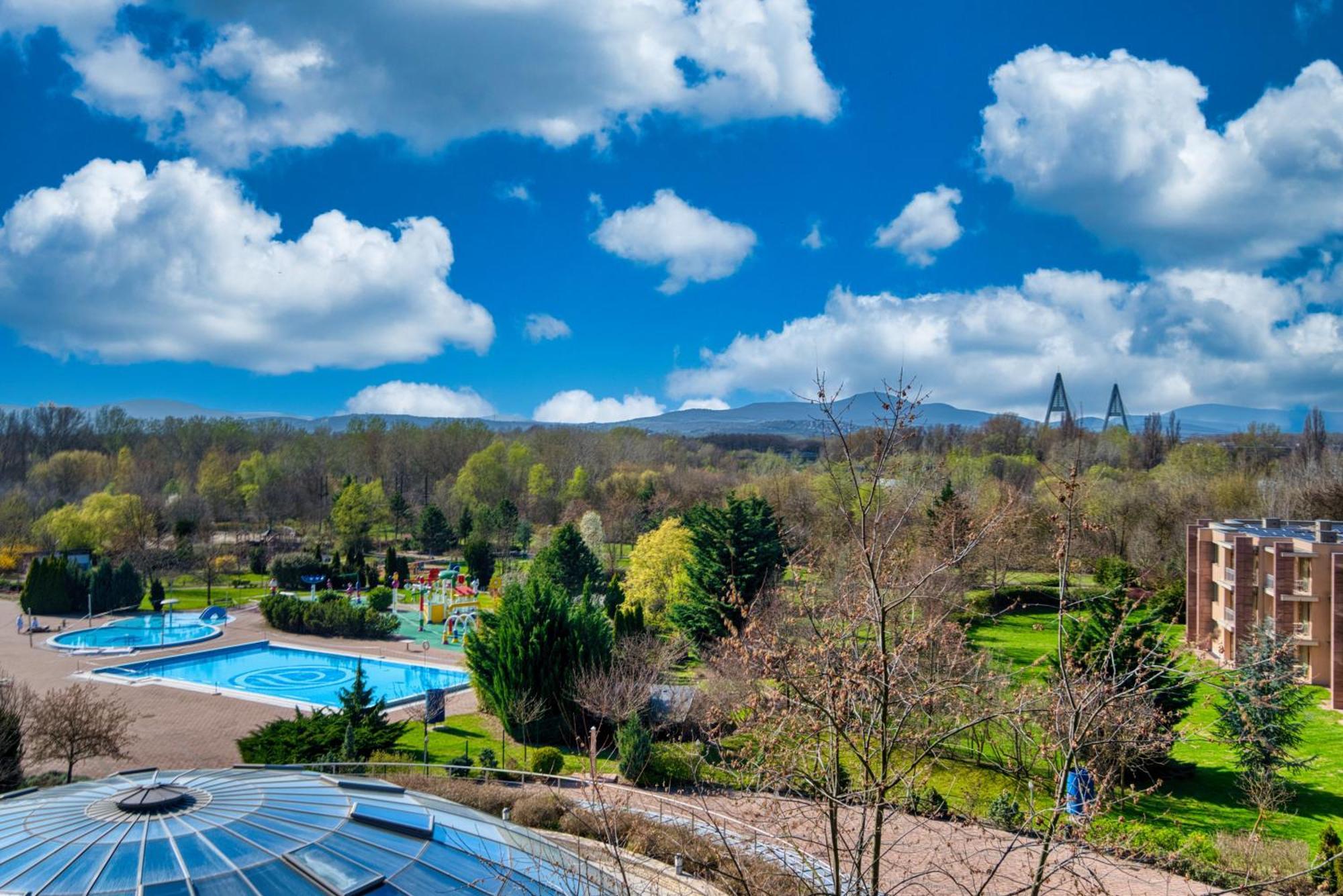 Aquaworld Resort Budapeste Exterior foto